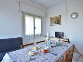 Invitingholiday homet in Rosolina Mare with a garden